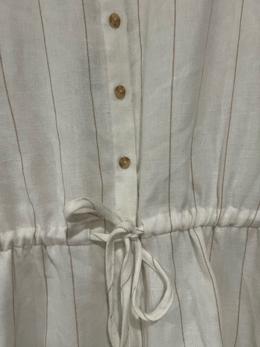 Dizzy Cream Button-Front Drawstring Shirt - Picture 5 of 7